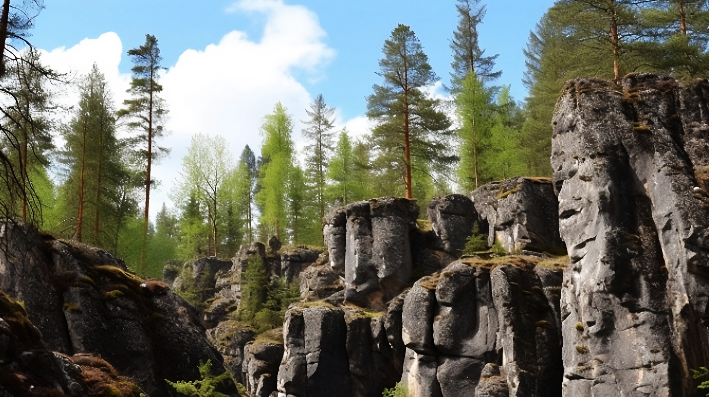 Keski-Suomen upein kuivalla maalla sijaitseva rotkovajoama: Vorotti